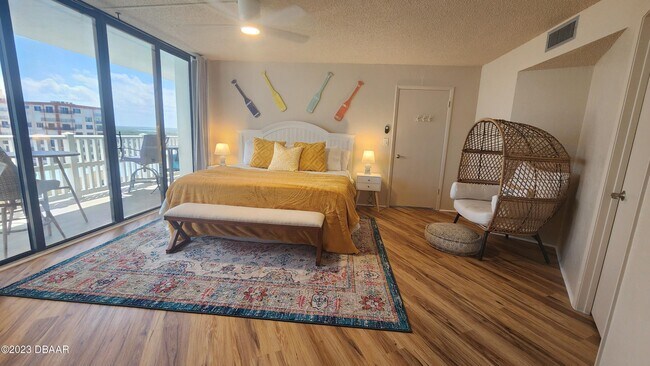 Building Photo - 3580 S Ocean Shore Blvd