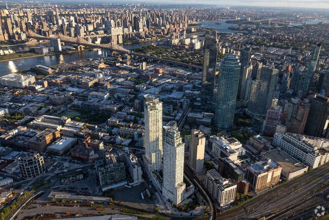 Aerial Photo - 5Pointz Apartments