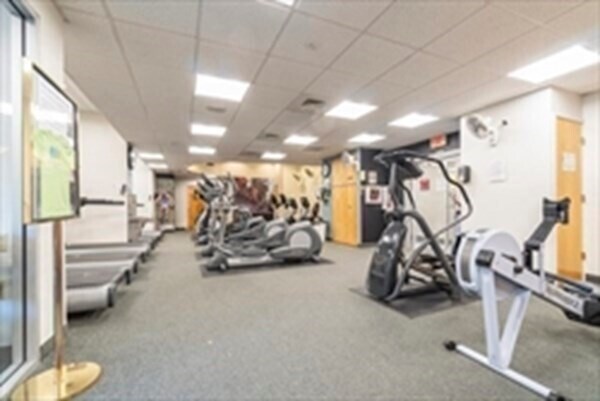 Building Photo - 44 Washington St