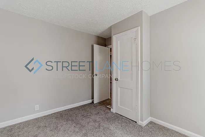 Building Photo - 3458 Orchard Ave