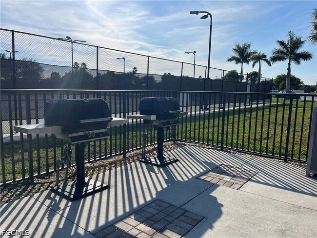 Building Photo - 14662 Cantabria Dr