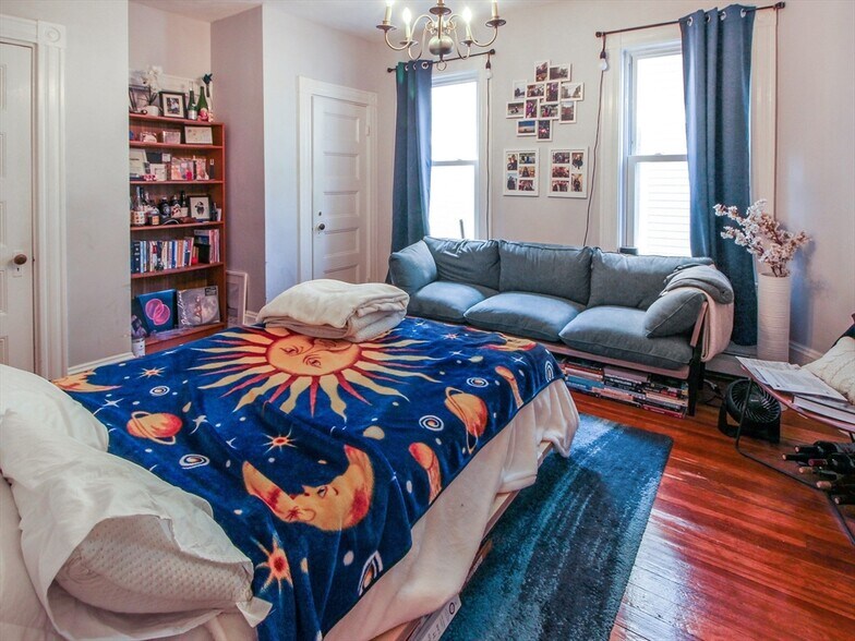 Building Photo - 52 Fayette St