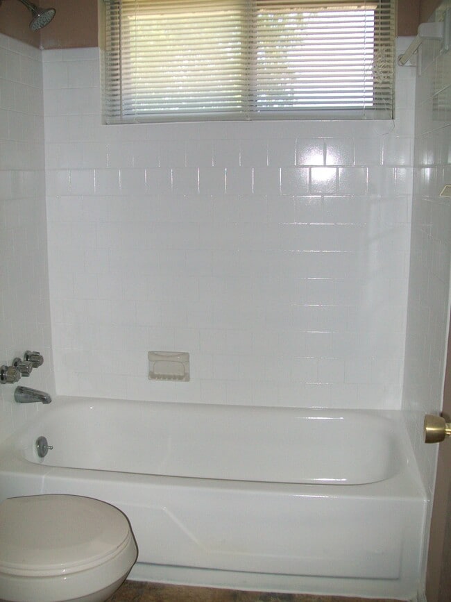Building Photo - 5115 Seaton Ct
