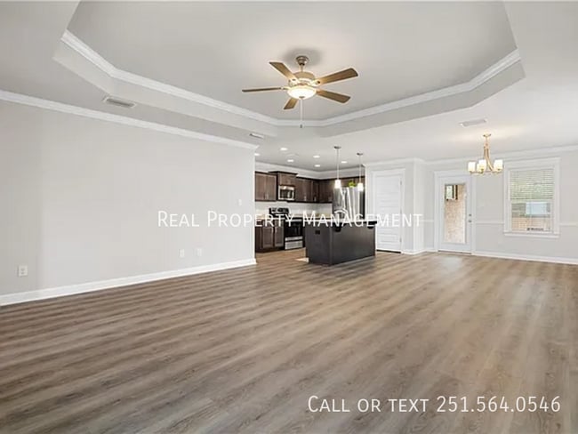 Building Photo - 682 Begeman Rd