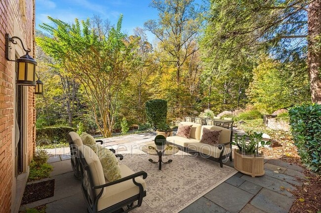 Building Photo - 2701 32nd St NW