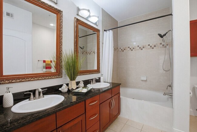 Building Photo - 2299 Lone Star Dr