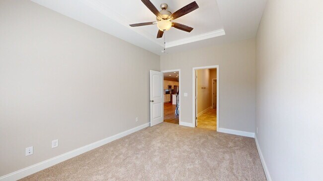 Building Photo - Robinson Floor Plan
