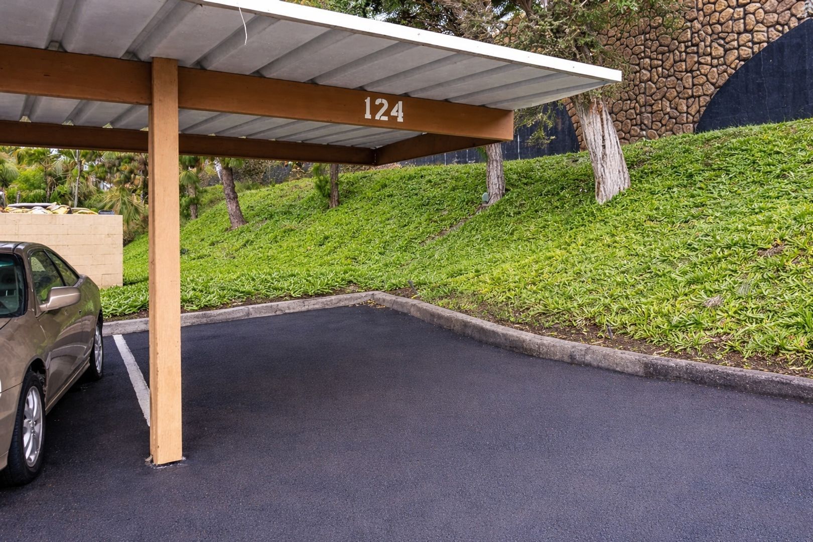 Building Photo - 2920 Briarwood Rd