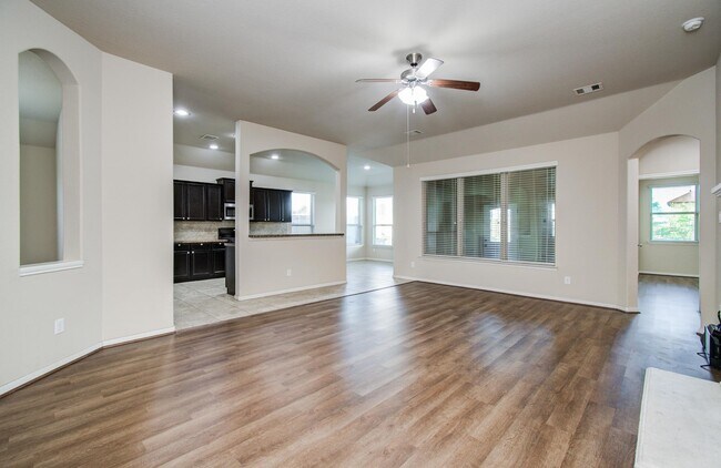 Building Photo - 3243 Aegean Dr
