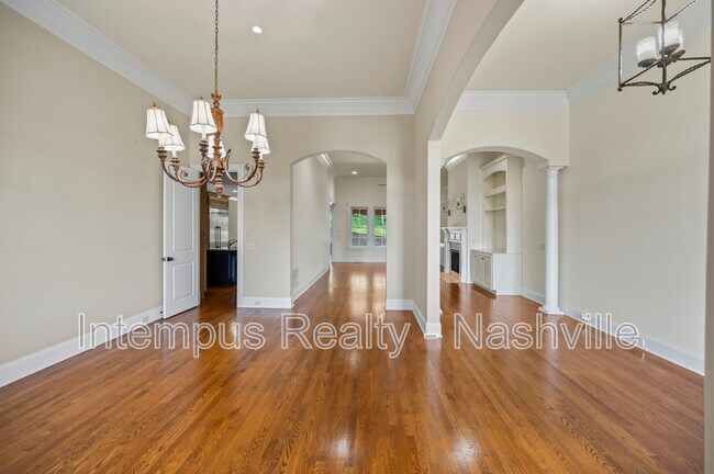 Building Photo - 7 Crooked Stick Ln