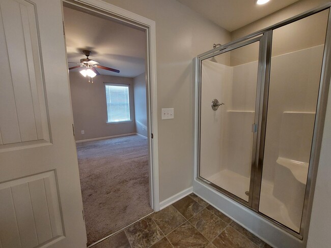 Building Photo - 3013 Joseph Dr