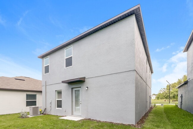 Building Photo - 2141 Skybrooke Blvd