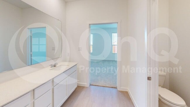 Building Photo - 454 Ridge Dr