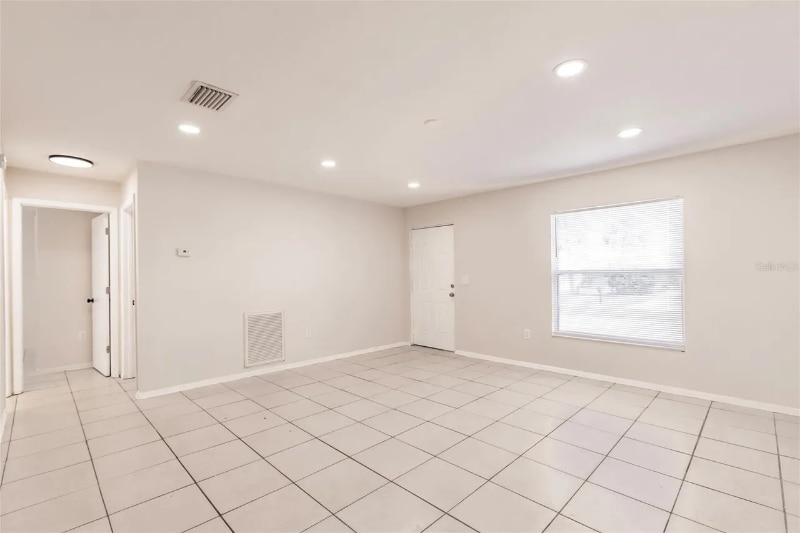 Building Photo - 1665 Florence Ave