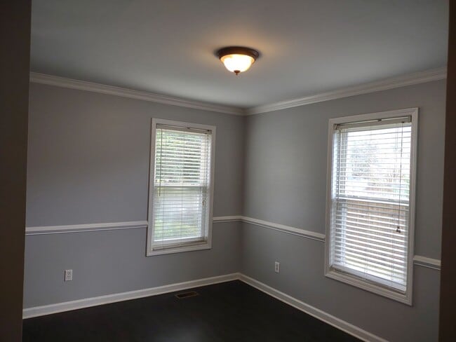 Building Photo - Fantastic Three Bedroom Home in Lexington!