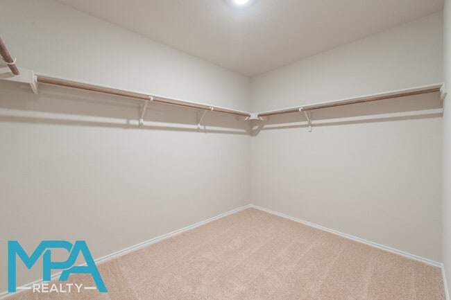 Building Photo - 5816 Berriweather Dr