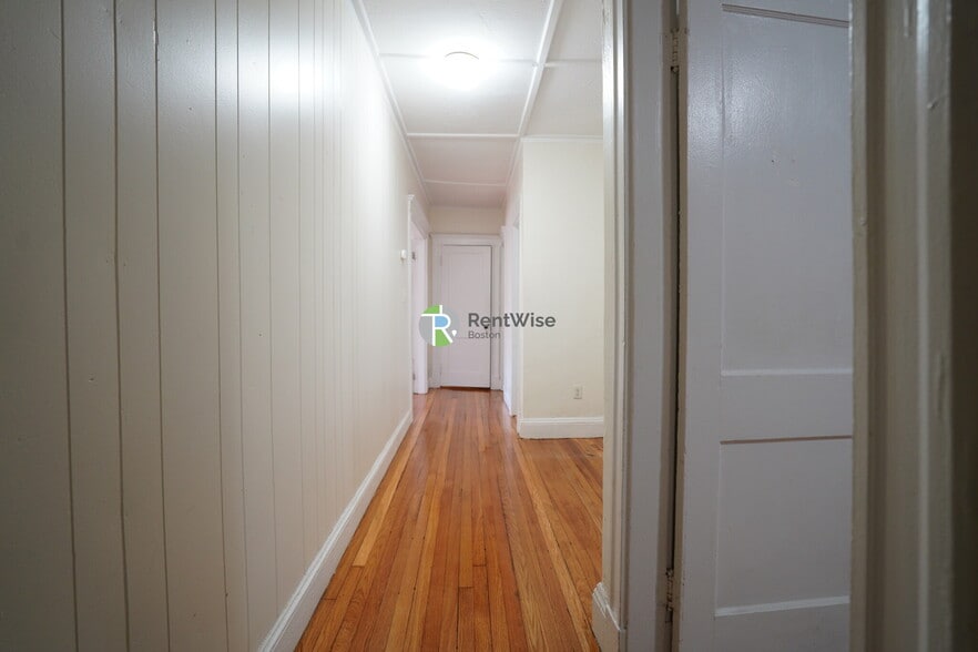 Primary Photo - 1175 Boylston St