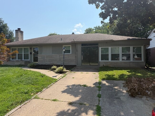 Building Photo - 3736 Rouge Way