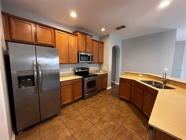 Building Photo - 15115 Stonebriar Way