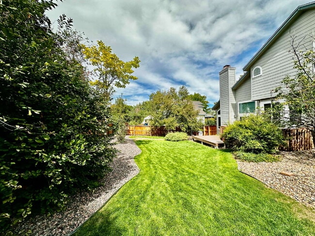 Building Photo - "Charming 3-Bed Highlands Ranch Home with ...