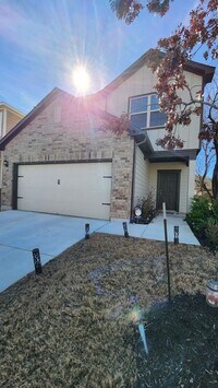 Building Photo - Beautiful 4BR Home for Rent in Cypress Trails – Near Medical Center