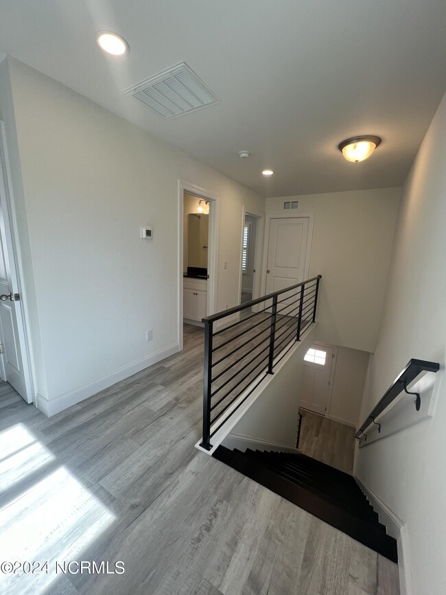 Building Photo - 1009 N 11th St