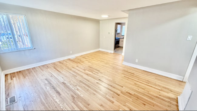 Living Room - Flats at 16th