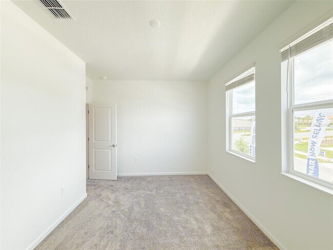 Building Photo - 1806 Rider Rain Ln