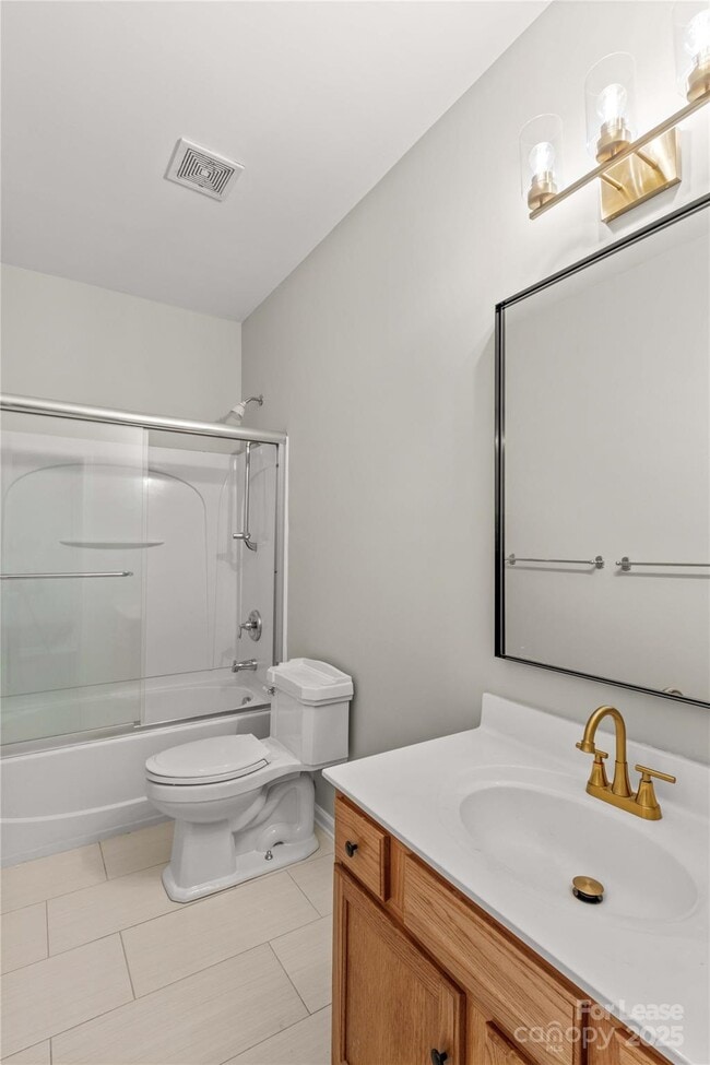 Building Photo - 124 Zolder Ln
