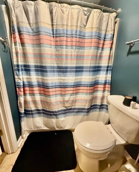 Building Photo - 1809 Briarwood St