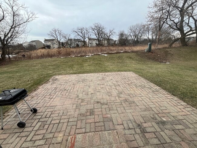 Building Photo - 2936 Deerpath Ln