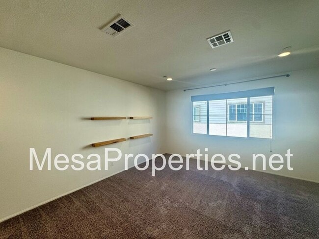 Building Photo - 7462 Solstice Pl