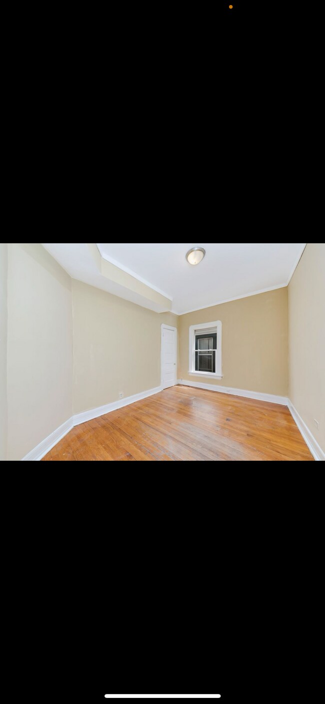 Building Photo - 7642 S Eggleston Ave