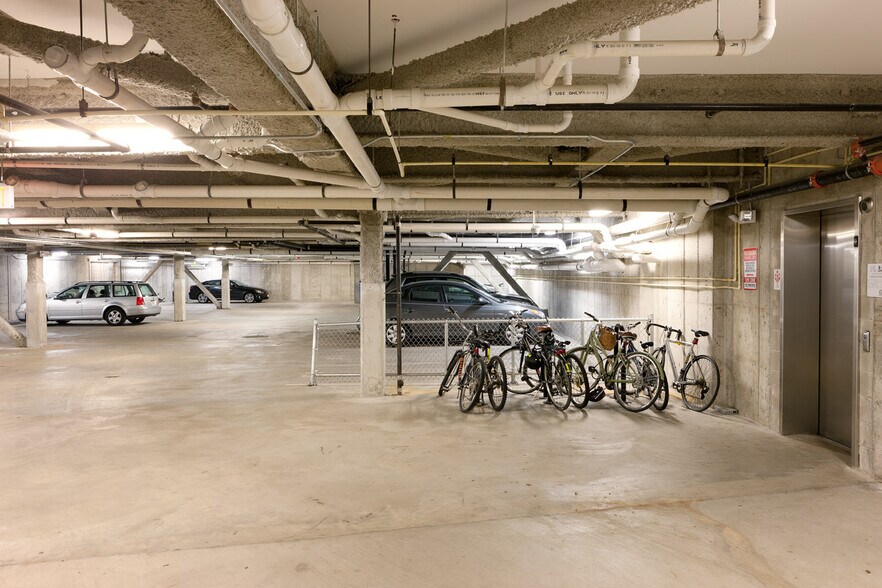 Building Photo - 87 New St