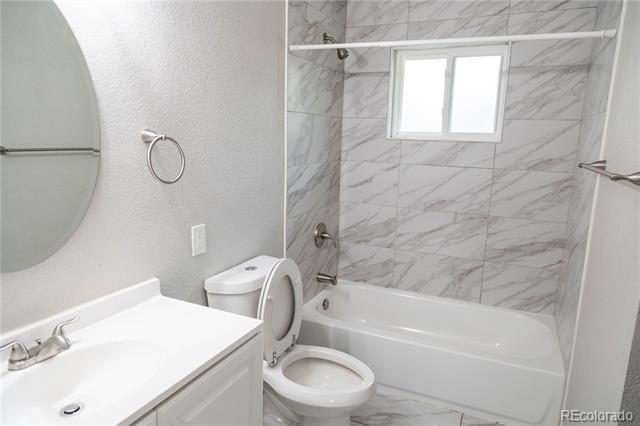 Building Photo - 518 Huron Rd