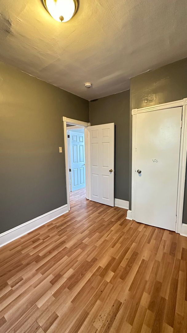 Building Photo - Remodeled Home - Kensington