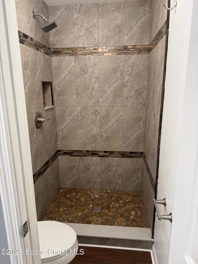 Building Photo - 1179 White Oak Cir