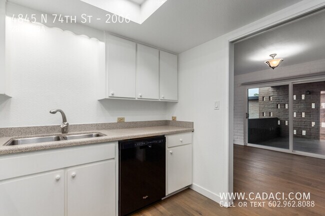 Building Photo - 4845 N 74th St