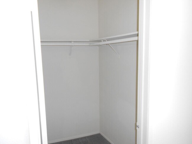 Building Photo - Lovely One bedroom Apartment in City Heights