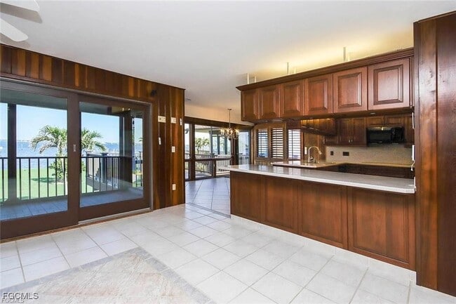 Building Photo - 15110 Anchorage Way