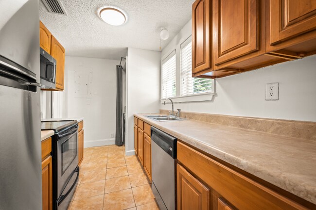 Building Photo - 4315 Antisdale St