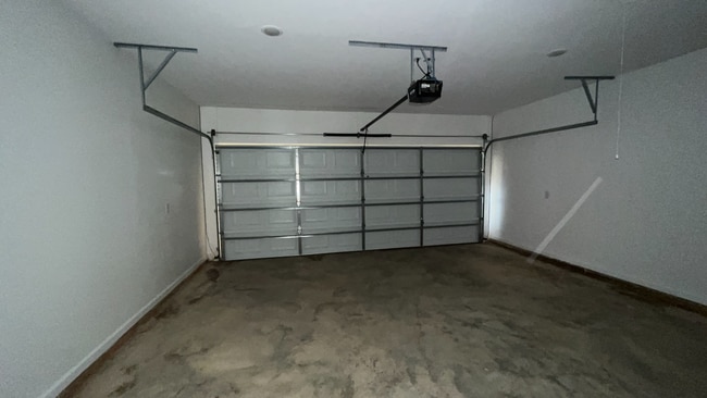 Building Photo - 217 Overcup Dr