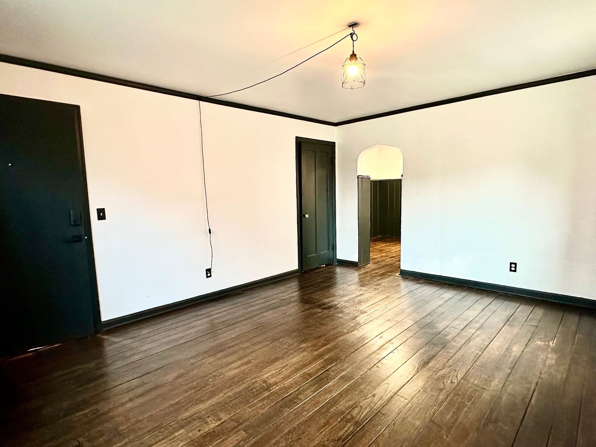 Building Photo - 3043 Boudinot Ave