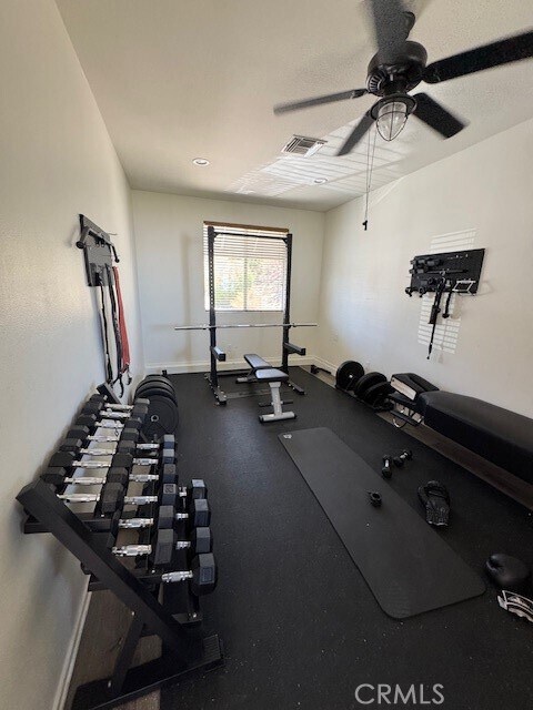 Building Photo - 21650 Skyhill Pl