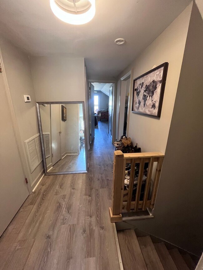 Building Photo - 5002 Dakota Ave