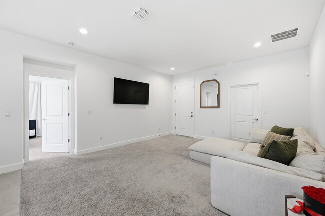 Building Photo - 8452 Dorsey St