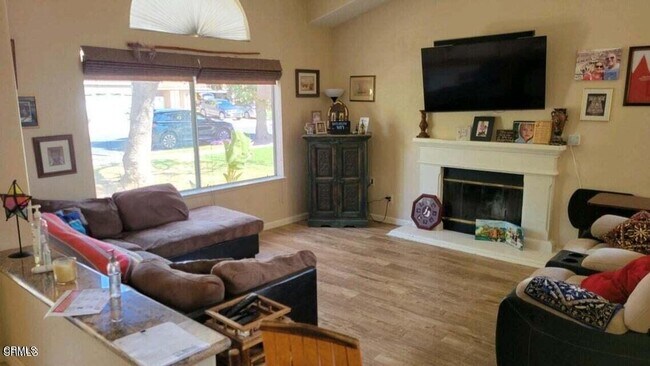 Building Photo - 2409 Grapevine Dr