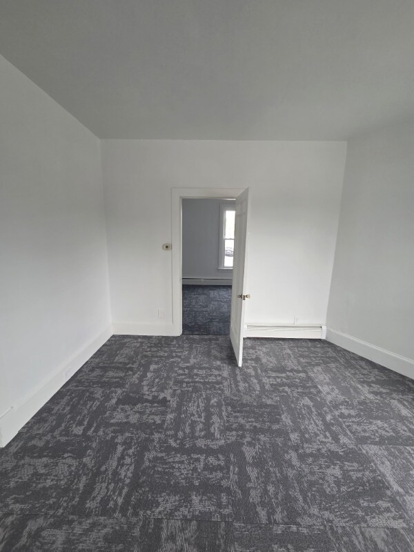 Building Photo - 93 Washington St N