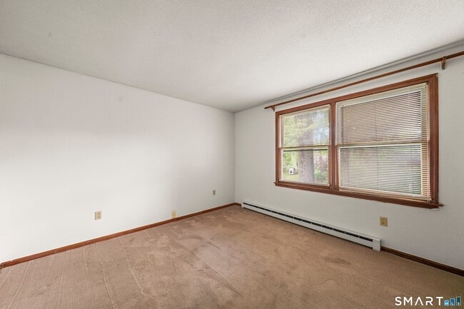 Building Photo - 209 Pne Ln Ext