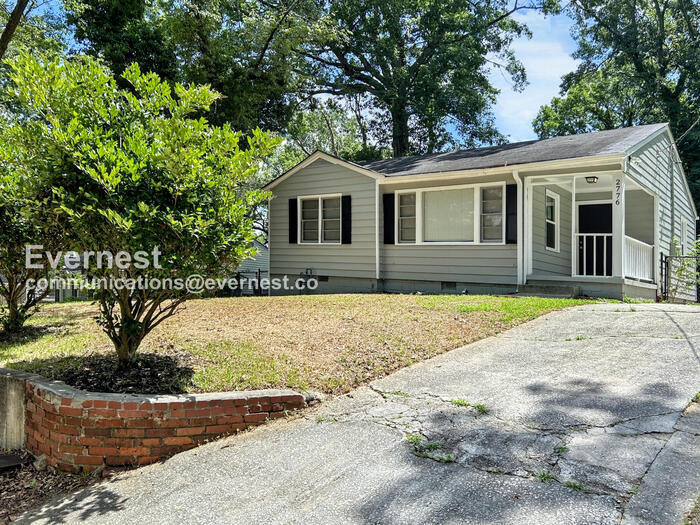 Building Photo - 2776 Palm Dr